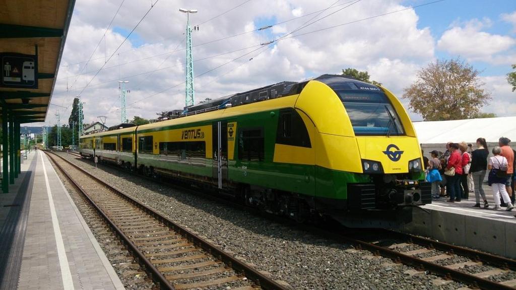 Az akadálymentesített VENTUS névre keresztelt Siemens Desiro ML típusú személyszállító motorvonatok kényelmes utazást biztosítanak közel 260 utas számára, sebességük pedig akár az óránkénti 160