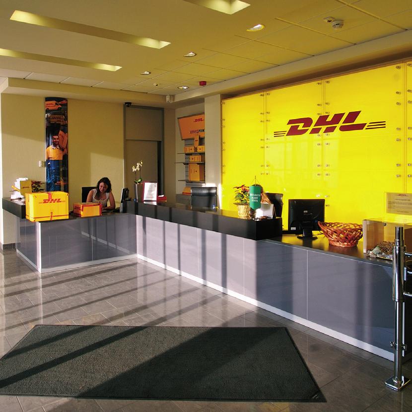 2. Irodaépületek, belsô generálkivitelezés Kiemelt projekt: DHL Irodaház 4000 m2, Budapest További referenciáink: Sandoz