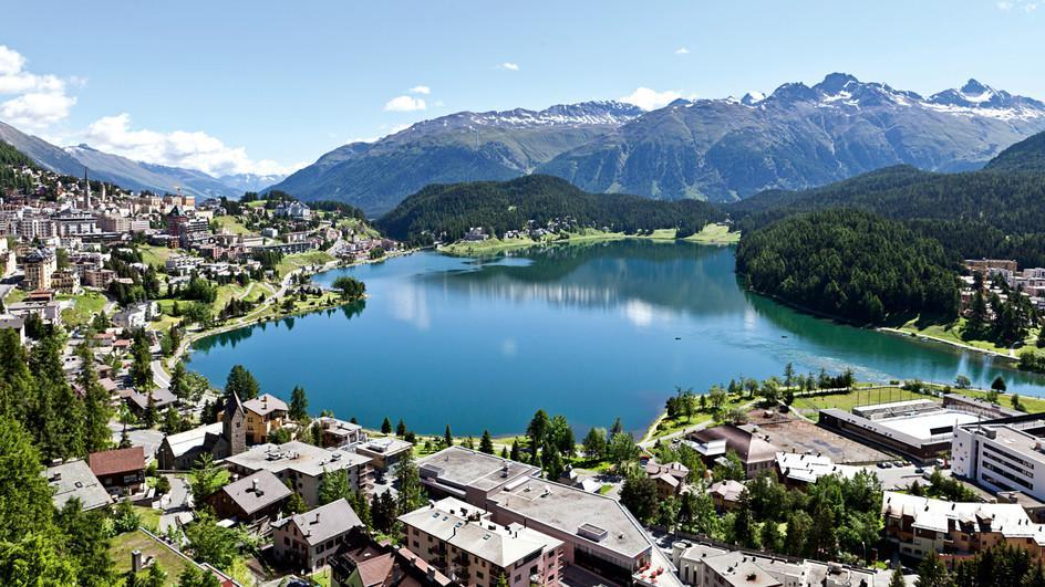 4. ALPESI ÜDÜLŐTERÜLETEK: St Moritz