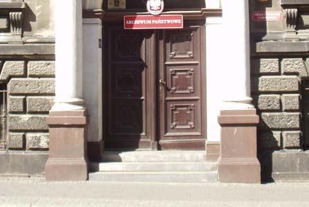 Po návšteve poľskej doktorandky v jeseni minulého roku sme sa v júni tohto roku zúčastnili výmenného pobytu v Štátnom archíve v Poznani (Archiwum panstwove Poznan).