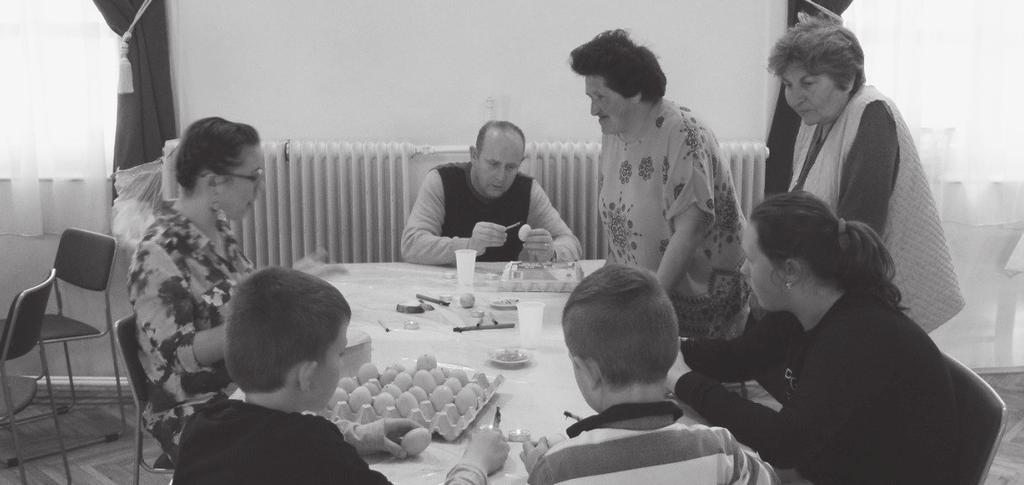 Szekeres Ferenc polgármester úr, aki maga is részt vett a rendezvényen látva a nagyszámú érdeklődőt, megkereste a szervezőket és április 1-re megbeszélték, hogy nálunk a Faluházban is megtartják a