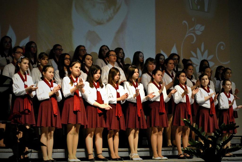 Kodály Zoltán Magyar Tanítási Nyelvű Alapiskola Gyermekkórusa Galánta A kórus 1965-ben alakult. 2015-ben ünnepelte fennállásának 50. évfordulóját.