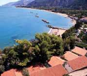 Közvetlen tengerparti, medencés üdülőtelep Messinától egy órányira, a Lipari- szigetekkel szemközti Patti öbölben, Tindari híres szentélye alatt.