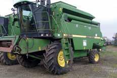 John Deere 2256