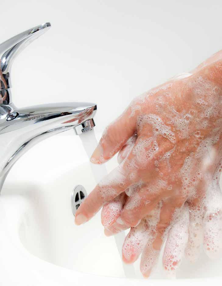 Tisztítás vízzel Tisztítás vízzel Valamennyi napi higiénés és ápolási igény kielégítésére Normál, ártalomnak kitett, száraz és érzékeny bőrre egyaránt Aktív alkotórészei