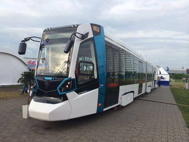 számára 10 db villamos motorvonat beszerzése tervezett 2019. első feléig összesen nettó 18,5 milliárd Ft költséggel. a GYSEV Zrt.