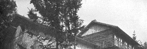 ben Winkler Oszkár 1936-ban építtette az István-menedékházat: a tájba illõ, szép épület csak részben maradt fenn (11. kép).