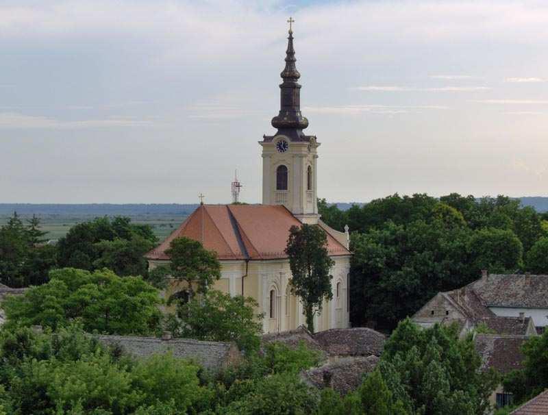 КУЛТУРНО НАСЛЕЂЕ ПЕРЛЕЗА У раније време су и Перлез-Варош и Сига имали своје српскоправославне богомоље, а вероватно и у време формирања нове доње Границе.