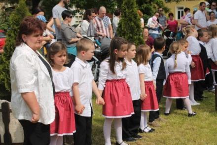 00 Ringató Zenés, dalos foglalkozás gyerekeknek. 17.