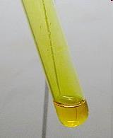 ClO 2 zöldes narancsbarna színű, paramágneses gáz. (Fp.