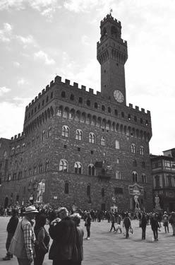 Po smrti Cosima, ktorý od roku 1569 vládol už ako toskánsky veľkovojda Cosimo I. de Medici, Danti z Florencie odišiel a zanechal nedokončené dielo. Cosimov syn a nástupca Francesco I.
