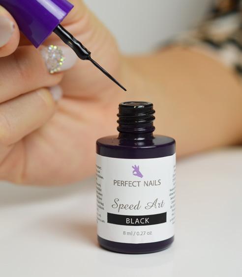 12 PERFECT NAILS SPEED ART DIP POWDER PERFECT NAILS 13 Speed Art VÉKONYECSETES, FIXÁLÁSMENTES DÍSZÍTŐZSELÉ, AMELY A SPECIÁLISAN KIALAKÍTOTT ECSETFEJNEK KÖSZÖNHETŐEN HAJSZÁLVÉKONY ÉS PRECÍZ FELVITELT