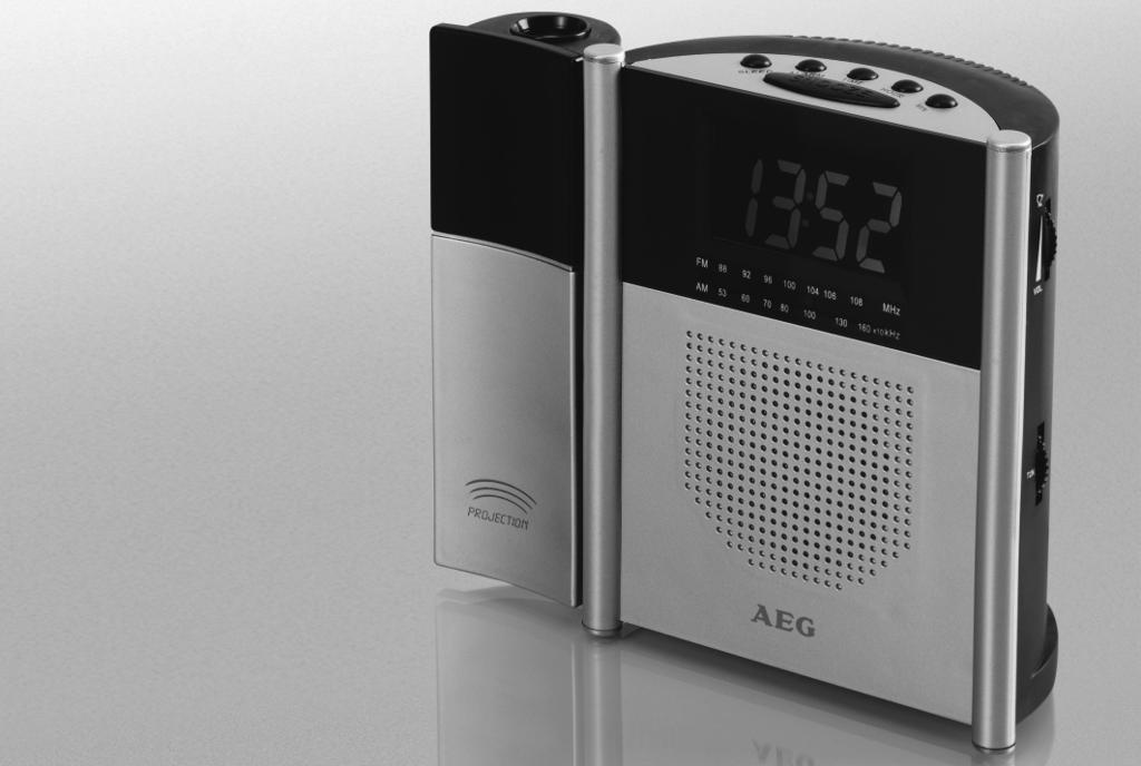 Projektions-Uhrenradio Projectieklokradio Radio-réveil avec projection Radio con reloj de proyección Rádio com relógio e projector Radiosveglia a proiezione Klokkeradio med