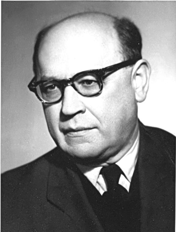 É l e t m ű Dr. Babics András (1906 1984) MENDLY LAJOS 1906. január 20-án született az eldugott Somogy megyei Komlósd falucskában, földműves szülők gyermekeként.