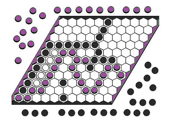 Hex Kezdőknek 7x7-es tábla, gyakorlottaknak 11x11-es. Az nyer, aki saját jeleivel, társát megelőzve köti össze egy folytonosan átjárható úttal saját szemközti két alapvonalát.