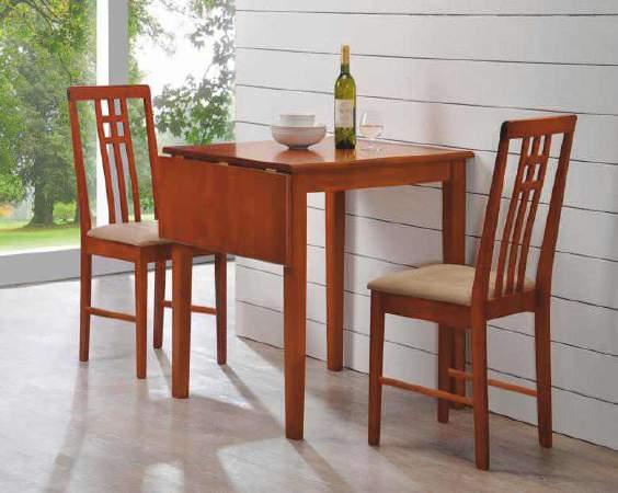 mérete (Ho/Szé/Ma): asztal: 110x70x74 cm, szék (Szé/Mé/Ma): 45x48x90 cm,