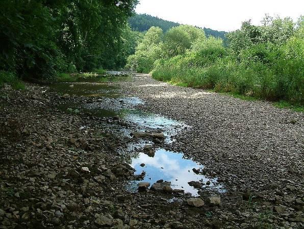 A Duna eltűnése Immendingent elhagyva, a Brühl-mezőre kiérve, kisvíz alkalmával egyszerűen eltűnik a vize a mederből, mintha hirtelen kiszáradt volna.