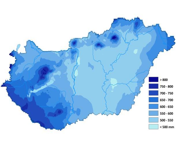 11. ábra: z évi csapadékösszeg átlaga 1981 2010 (bal) és változása 1961 2015 között (jobb) datok forrása: Országos Meteorológiai Szolgálat Forrás: Második Nemzeti Éghajlatváltozási Stratégia