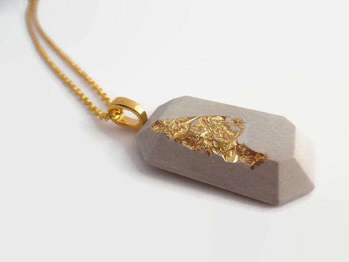 illetve kiegészíthetik a hagyományos anyagok körét. Forrás: https://www.etsy.