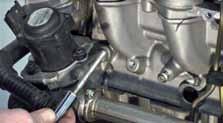 Készlet klimaberendezés karbantartásához 4 darabos Volkswagen gyertyakiszedő készlet 300x230x55 mm 1483K/22 014830022 Szerszámkészlet törött és sérült