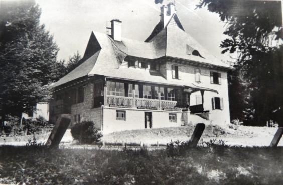 Főtéren 1931-ben.