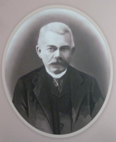 (1882), Frigyes (1884), Mihály (1887) és Magdolna(1889). További sorsukról nem tudunk. /II./ Wolf János (1848-1917), az apátság ácsmestere Wolf János és Birher Erzse egyetlen életben maradt fia 1848.