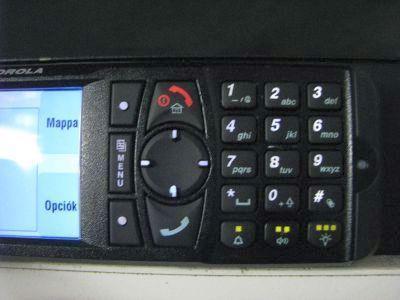 c) Infúziós pumpa. d) GPS készülék. 17.2.5.04. Milyen funkciói vannak a készüléknek? (TÖBB VÁLASZ) a) SMS-t lehet küldeni. b) Közvetlen rádióforgalmazásra alkalmas a kórházakkal.