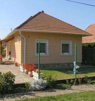 településrészen egy olyan ház épüljön,