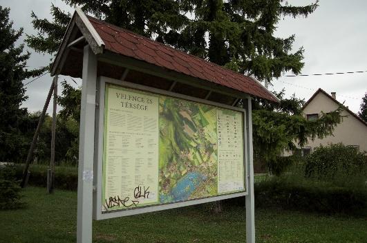 Hirdetések, reklámtáblák 84