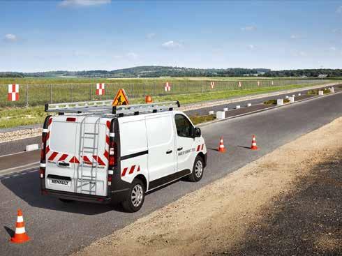 Trafic, Master egyedi felépítmények Egyedi igények esetén számos gyári Renault Tech felépítményt kínálunk, ahol a beszerzési, logisztikai, számlázási, finanszírozási folyamat leegyszerűsödik,