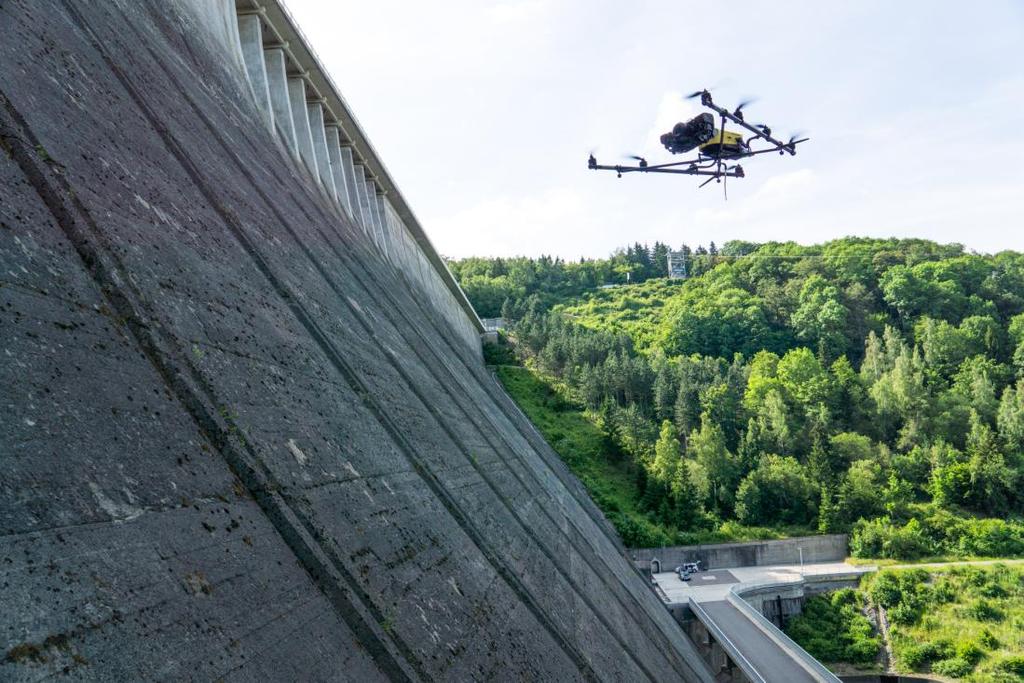 Falcon 8 InspectionPRO Hidak szemléje, ellenőrzése Szárazföldi és vízi