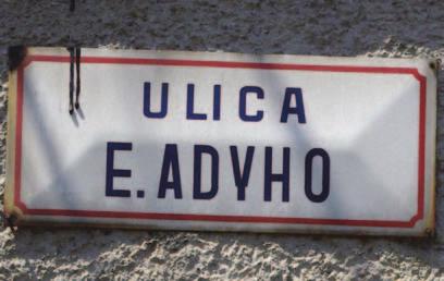 184/1999 Z.z. o používaní jazykov národnostných menšín 3 (1) Rokovanie orgánu územnej samosprávy v obci podľa 2 ods. 1 sa môže uskutočňovať aj v jazyku menšiny, ak s tým súhlasia všetci prítomní.