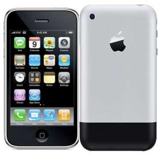 iphone (2G) Megjelenés éve: 2007 Multi-touch kapacitív érintőkijelző (320x480) Az első verziónál még nem lehetett telepíteni külső szoftvereket, csak jailbreak-kel, 2008-tól a 3G verziótól és az App