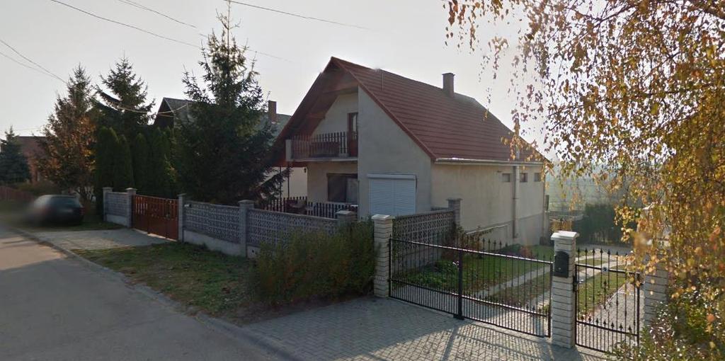28 Eltérő