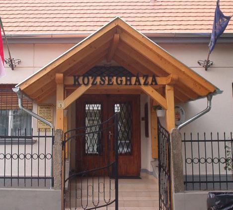 megoldás a községházán.