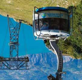 A Dolomitok páratlan szépségű színes hegyvonulatai, az égbe törő 3000 méteres hegycsúcsok és a meredek sziklafalak vidéke 2009 óta része a Világörökségnek.