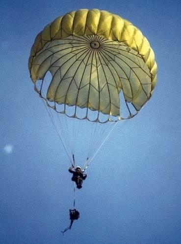 The MC1-1B Maneuverable Troop Parachute.