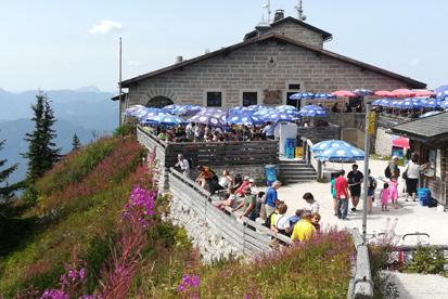 Egynapos kirándulásaink idegenvezetővel Berchtesgaden vidéke és a Sasfészek június 16., szeptember 1. 15.000 Ft/fő Indulás: Sopron (05.