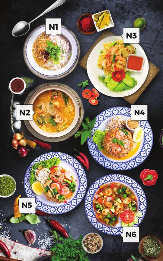 TÉSZTÁK NOODLES N1 GUOY TIAO Hús, Rizstészta, Babcsíra, Koriander, Fokhagyma Meat, Rice Noodles, Bean Sprouts, Coriander, Garlic GUOY TIAO + TOM YUM +400,- 2290,- 2690,- 2890,- N2 SUKIYAKI Hús,