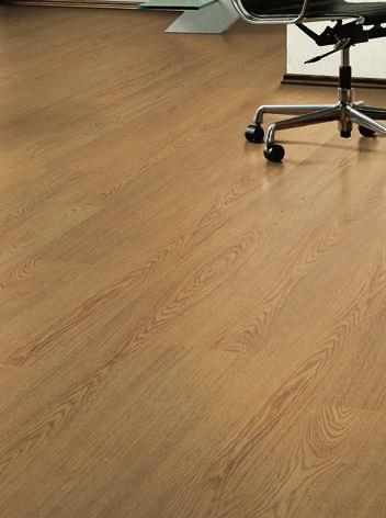 OBI Laminált padlólap Comfort Fahatású. Panelméret: 1 383x193x7 mm. 2,135 m2/csomag. Csak csomagban kapható.