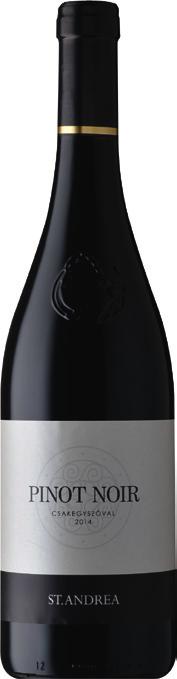 Száraz, jó savú, a piros és fekete gyümölcsök mellett a borvidék meleg fűszerességével. Merlot harvested from loess soil, spiced up with a touch of Kékfrankos and Zweigelt.