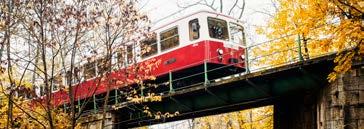 Budapest különleges közlekedési eszközei Az M1-es metró (másik nevén Millenniumi Földalatti Vasút) a kontinens első földalatti vasútja, Budapest egyik jelentős látványossága és egyben fontos