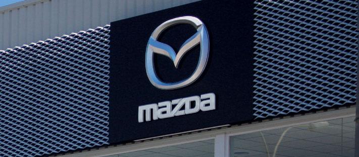 E L K Ö T E L E Z E T T E N A Z Ö N É S M A Z D Á J A S Z O L G Á L A T Á B A N MY MAZDA ALKALMAZÁS Töltse le a My Mazda alkalmazást.