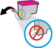 b. Távolítsa el a műanyag szalagot a letépőfül segítségével.