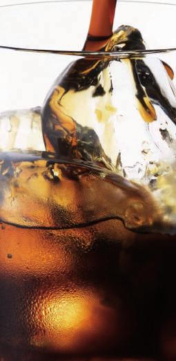 ÜDÍTŐK Soft drinks / Erfrischungsgetränke Szénsavas üdítők / Sodas 0,25 l 550 Ft Coca-Cola Coca-Cola Light Coca-Cola Zero Narancs / Orange Citrom / Lemon / Zitrone Sprite Kinley 0,25 l 550 Ft Tonic,