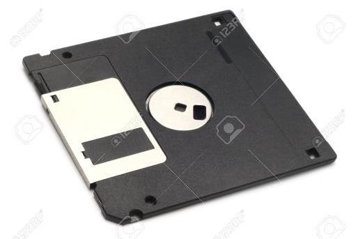 Mágneses: Floppy disk Nevét az eredteti floppy lemez hajlékonyságáról kapta, mágnesesség elvén működő adathordozó, a 70-90 évek közt meghatározó adathordozó ma már gyakorlatilag nem használatos.