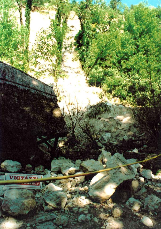 leszakadása 1997-ben a