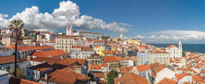 KULTÚRA ÉS LÁTNIVALÓK EZERARCÚ PORTUGÁLIA 1. nap Utazás menetrend szerinti repülőjárattal Lisszabonba.
