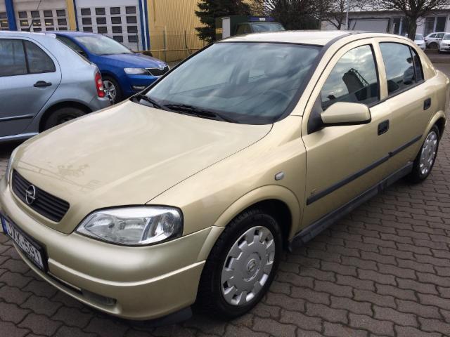 Opel Astra 1.