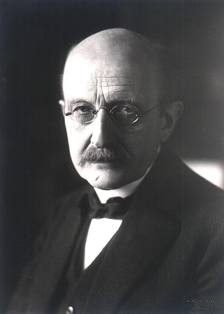 (c) Max Karl Ernst Ludwig Planck (1858 1947), Nobel-díjas német fizikus. Forrás: http://commons.wikimedia.org/wiki/file:john_william_strutt. jpg Forrás: http://en.wikipedia.